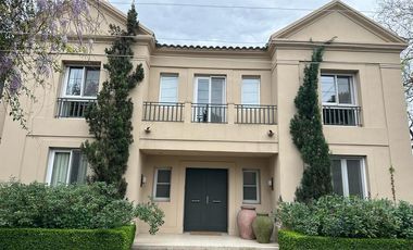 Muy Buena Casa - Venta- la Horqueta- Lomas de San Isidro
