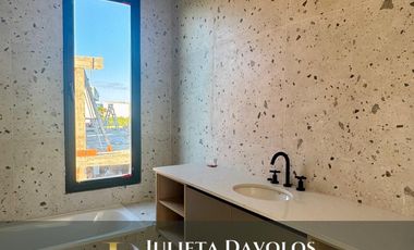 Casa en Venta 5 Ambientes Barrio El Cantón Golf a estrenar Escobar