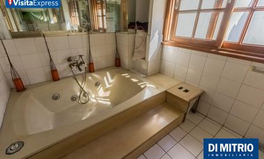 La casa de tus sueños: Jardin, Pileta y todo lo que necesitas! Visitalo Express HOY mismo!