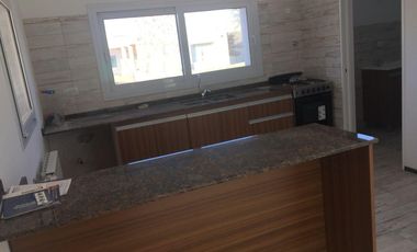 VENTA. Casa 3 dormitorios. Los Quebrachos. Las Martinetas