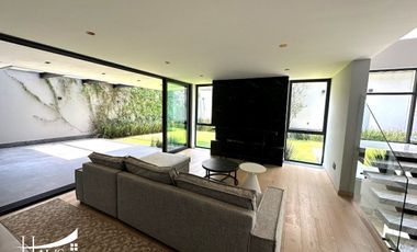 Casa en Venta en Jardines del Pedregal, RESIDENCIAL ESTEPA