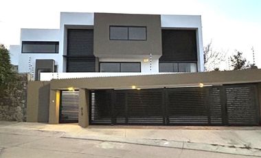 CASA EN VENTA LOMAS DE GRAN JARDIN