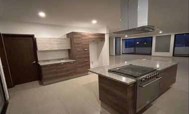 CASA EN VENTA LOMAS DE GRAN JARDIN