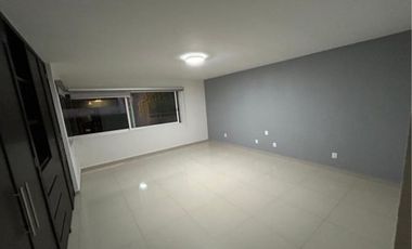 LOMAS DE GRAN JARDIN CASA EN VENTA