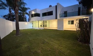 LOMAS DE GRAN JARDIN CASA EN VENTA