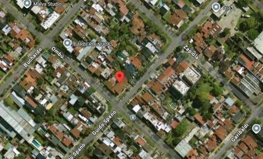 Dúplex en venta - 2 Dormitorios 1 Baño - Cochera - 215Mts2 - Villa Luzuriaga