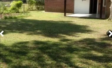 Casa en venta - 3 Dormitorios 2 Baños - Cochera - 525Mts2 - Pinamar