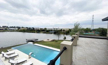 Venta Casa 6 Amb a La Laguna en San Benito Villanueva Tigre