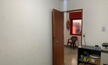 LOCAL COMERCIAL EN VENTA/ALQUILER SOBRE CALLE LAINEZ