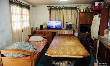 Casa en venta - 3 Dormitorios 2 Baños - Cochera - 300Mts2 - Tolosa, La Plata