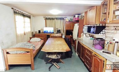 Casa en venta - 3 Dormitorios 2 Baños - Cochera - 300Mts2 - Tolosa, La Plata