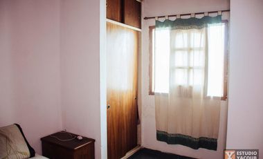 Casa en venta - 3 Dormitorios 2 Baños - Cochera - 300Mts2 - Tolosa, La Plata