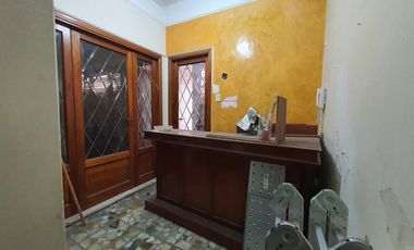 Oficina en  pleno centro de Lanus Este