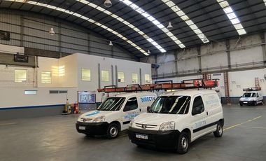 Alquiler 1750 mts Depósito en  Piñeyro