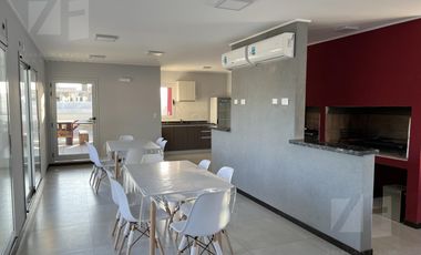 VENTA  Villa Carlos Paz  Centro nuevo 3 dormitorios cochera doble amenities Patio