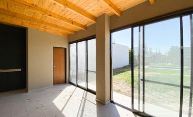 casa pileta 3 dormitorios tierra de sueños 2