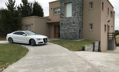 CASA EN ALQUILER TEMPORAL  EN COSTA ESMERALDA RESIDENCIAL 1