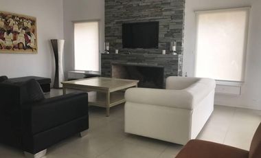CASA EN ALQUILER TEMPORAL  EN COSTA ESMERALDA RESIDENCIAL 1