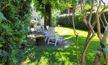 Casa en  venta en Vicente Lopez,  residencial, buen lote, ideal actualizar