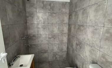 Monoambiente en venta - Segundo piso - Lomas De Zamora