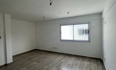Monoambiente en venta - Segundo piso - Lomas De Zamora