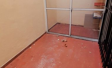 Vicente López - Excelente ubicación! - Cómodo departamento 2 amb  con 2 Patios!