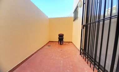 Vicente López - Excelente ubicación! - Cómodo departamento 2 amb  con 2 Patios!