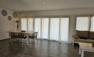 Casa en venta en  Acacias con pileta  perímetro a la reserva espectacular vista