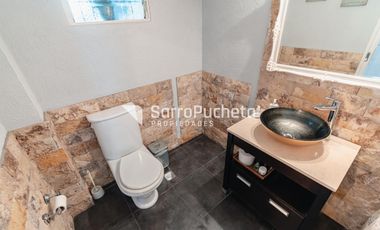 Venta casa 4 amb con patio, piscina y cochera en Ramos Mejia.