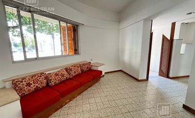 Local en alquiler - Barrio General Paz - Esquina con terraza!