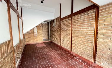 Local en alquiler - Barrio General Paz - Esquina con terraza!