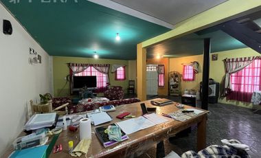 Venta de casa de 7 ambientes con cochera en Ingeniero Maschwitz