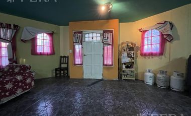 Venta de casa de 7 ambientes con cochera en Ingeniero Maschwitz