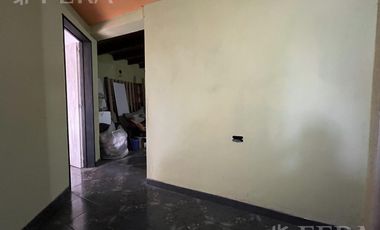 Venta de casa de 7 ambientes con cochera en Ingeniero Maschwitz