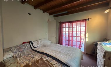 Venta de casa de 7 ambientes con cochera en Ingeniero Maschwitz