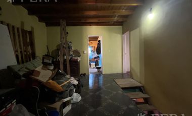 Venta de casa de 7 ambientes con cochera en Ingeniero Maschwitz