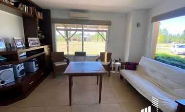 Casa en venta 2 dormitorios La Carolina Country Club Piñero Santa Fe  OPORTUNIDAD RETASADA