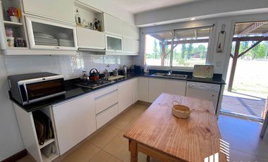 Casa en venta 2 dormitorios La Carolina Country Club Piñero Santa Fe  OPORTUNIDAD RETASADA
