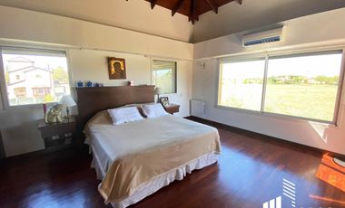 Casa en venta 2 dormitorios La Carolina Country Club Piñero Santa Fe  OPORTUNIDAD RETASADA