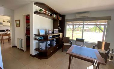 Casa en venta 2 dormitorios La Carolina Country Club Piñero Santa Fe  OPORTUNIDAD RETASADA