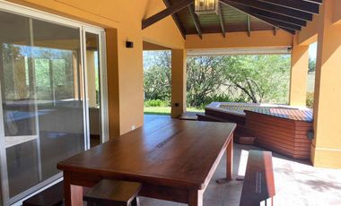 Casa en venta 2 dormitorios La Carolina Country Club Piñero Santa Fe  OPORTUNIDAD RETASADA