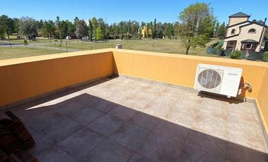 Casa en venta 2 dormitorios La Carolina Country Club Piñero Santa Fe  OPORTUNIDAD RETASADA