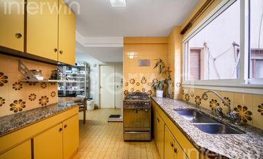 Departamento - 4 ambientes y Dep. - balcon y cochera - Palermo -  VENTA