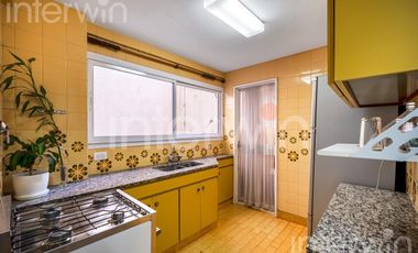 Departamento - 4 ambientes y Dep. - balcon y cochera - Palermo -  VENTA