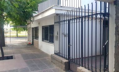 Departamento en venta - 3 Dormitorios 3 Baños - Cochera - 268Mts2 - Mendoza