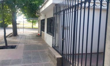 Departamento en venta - 3 Dormitorios 3 Baños - Cochera - 268Mts2 - Mendoza