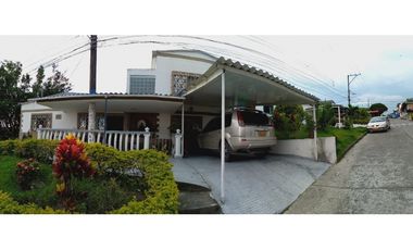 Se Vende Hermosa Casa en Ulloa Valle