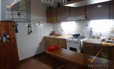 Casa en  Venta en Luis Guillon