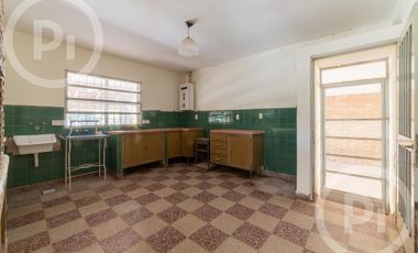 Quinta sobre el río en VENTA, con gran terreno, un sueño.