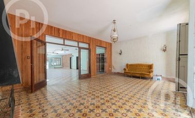 Quinta sobre el río en VENTA, con gran terreno, un sueño.